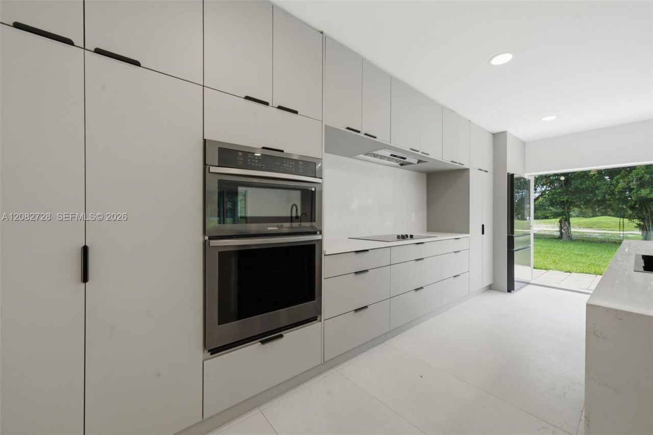 6700 E Tropical Way, Plantation, FL 33317 Photo