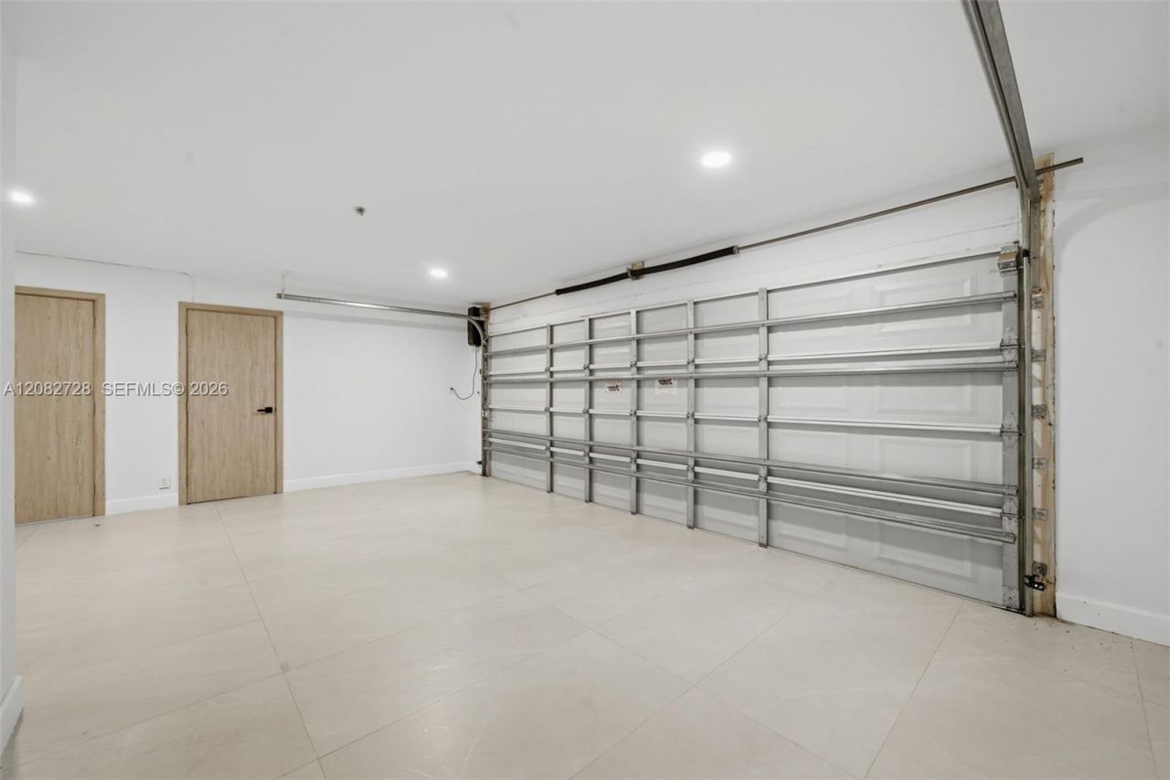 6700 E Tropical Way, Plantation, FL 33317 Photo