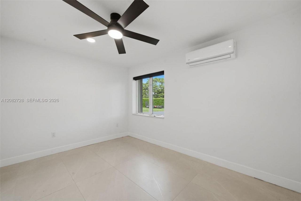 6700 E Tropical Way, Plantation, FL 33317 Photo