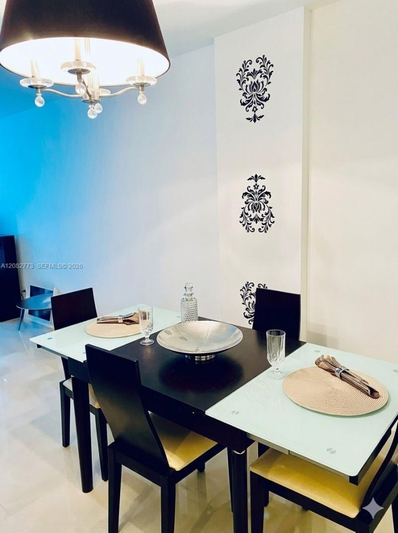 800 West Ave, Unit 505, Miami Beach, FL 33139 Photo
