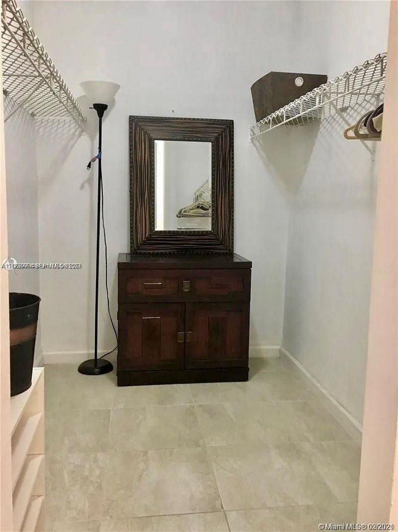 800 West Ave, Unit 505, Miami Beach, FL 33139 Photo