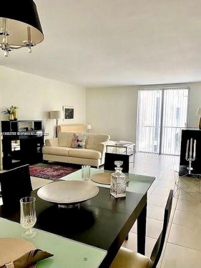 800 West Ave, Unit 505, Miami Beach, FL 33139 Photo
