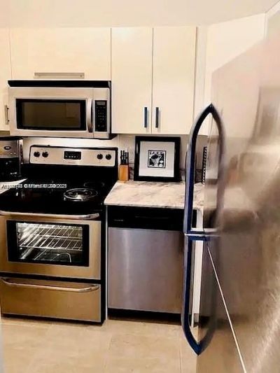 800 West Ave, Unit 505, Miami Beach, FL 33139 Photo