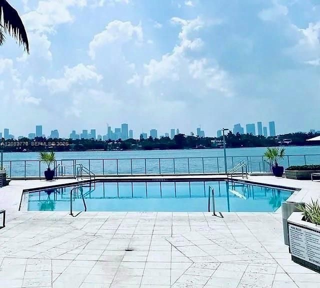 800 West Ave, Unit 505, Miami Beach, FL 33139 Photo