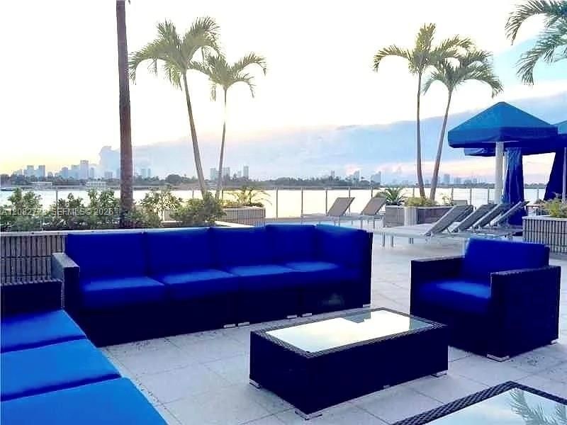 800 West Ave, Unit 505, Miami Beach, FL 33139 Photo