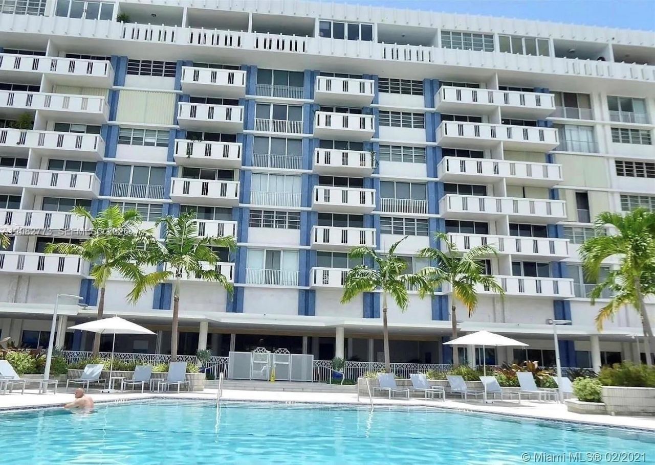 800 West Ave, Unit 505, Miami Beach, FL 33139 Photo