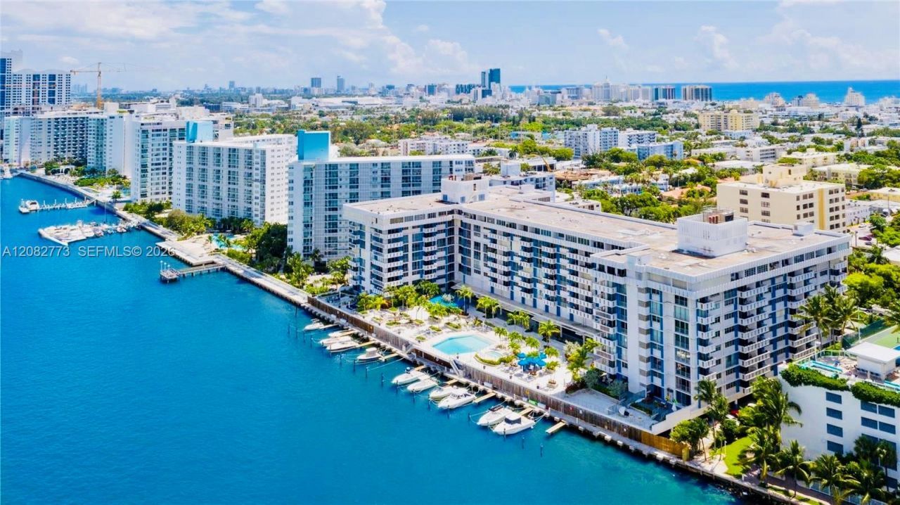 800 West Ave, Unit 505, Miami Beach, FL 33139 Photo