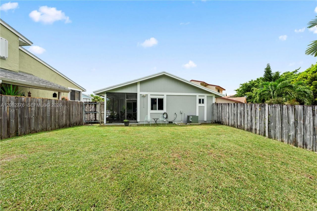21715 SW 99th Ct, Cutler Bay, FL 33190 Photo