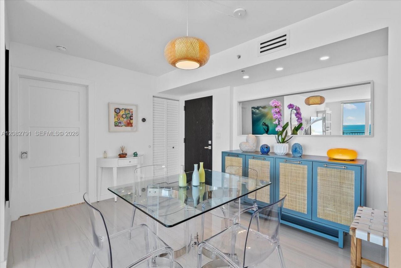 90 Alton Rd , Unit 2703, Miami Beach, FL 33139 Photo