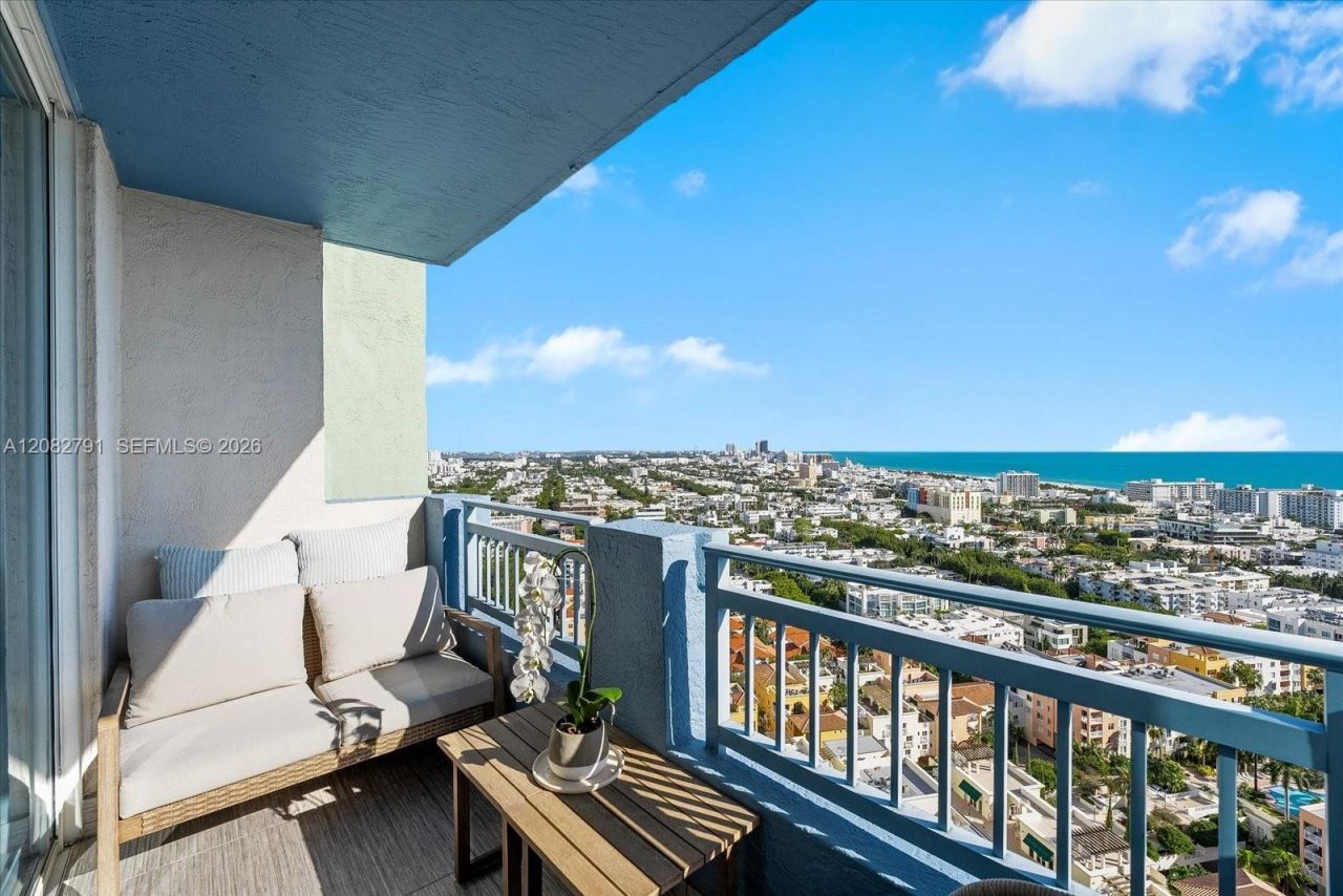 90 Alton Rd , Unit 2703, Miami Beach, FL 33139 Photo