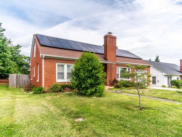 120 Windsor Drive, Winchester, KY 40391