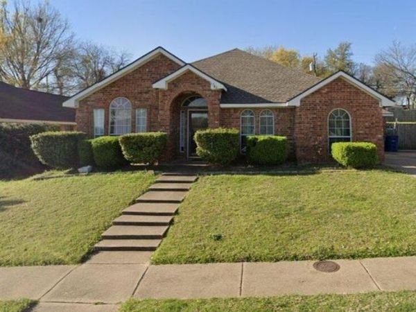 1146 Oak Park Drive , Dallas, TX 75232