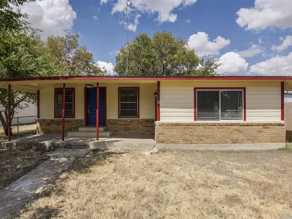 8170 S Highway 77, Forreston, TX 76041
