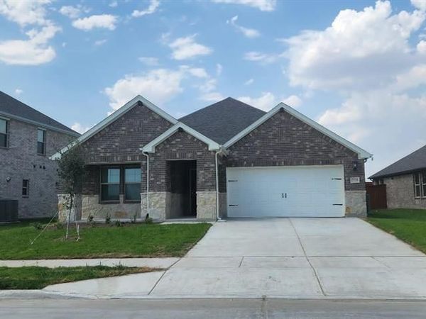 2320 Volans Drive, Haslet, TX 76052