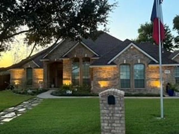 8716 Hidden Cove Court, Fort Worth, TX 76179