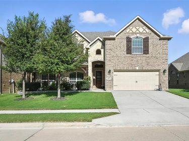 6153 Gibbons Creek Street, Fort Worth, TX 76179
