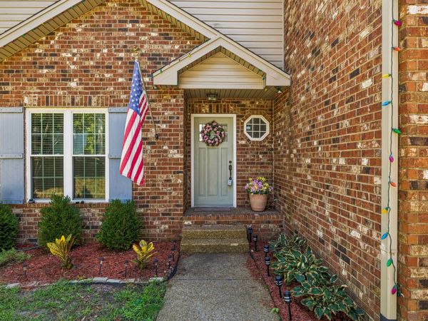 141 Scenic Harpeth Dr, Kingston Springs, TN 37082