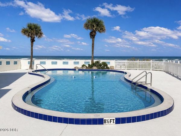 573 N Atlantic Avenue, Unit 5, New Smyrna Beach, FL 32169