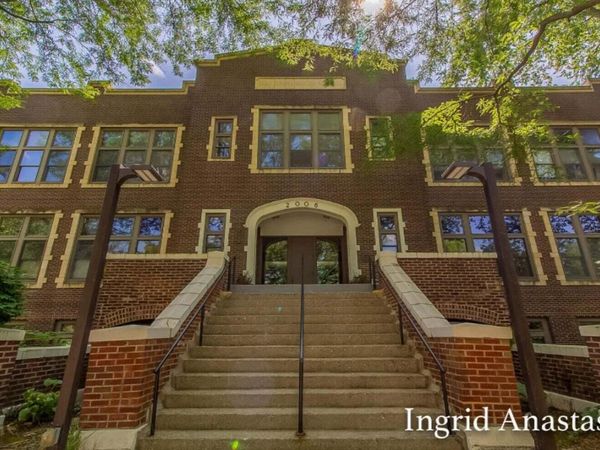 2006 Wealthy Street SE, Unit 104, Grand Rapids, MI 49506