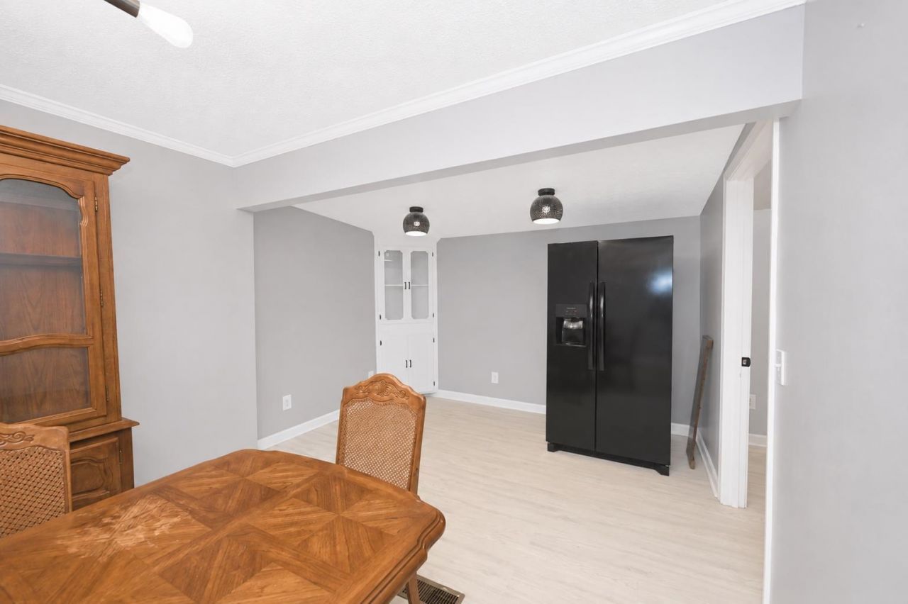 1530 Highway 646  Photo 10