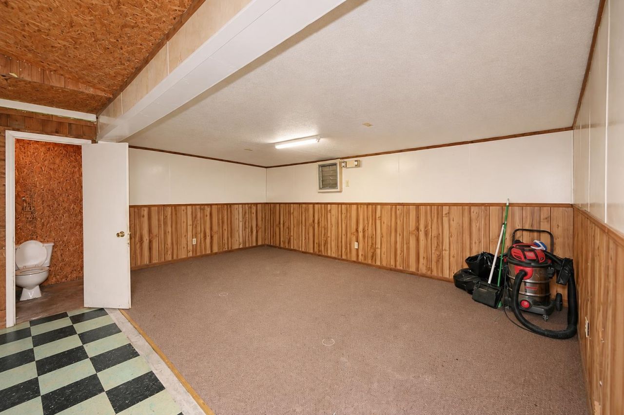 1530 Highway 646  Photo 38