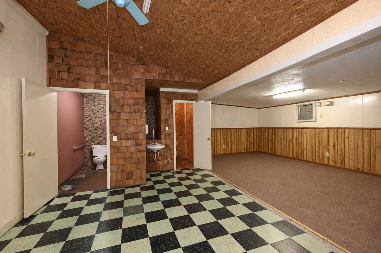 1530 Highway 646  Photo 39