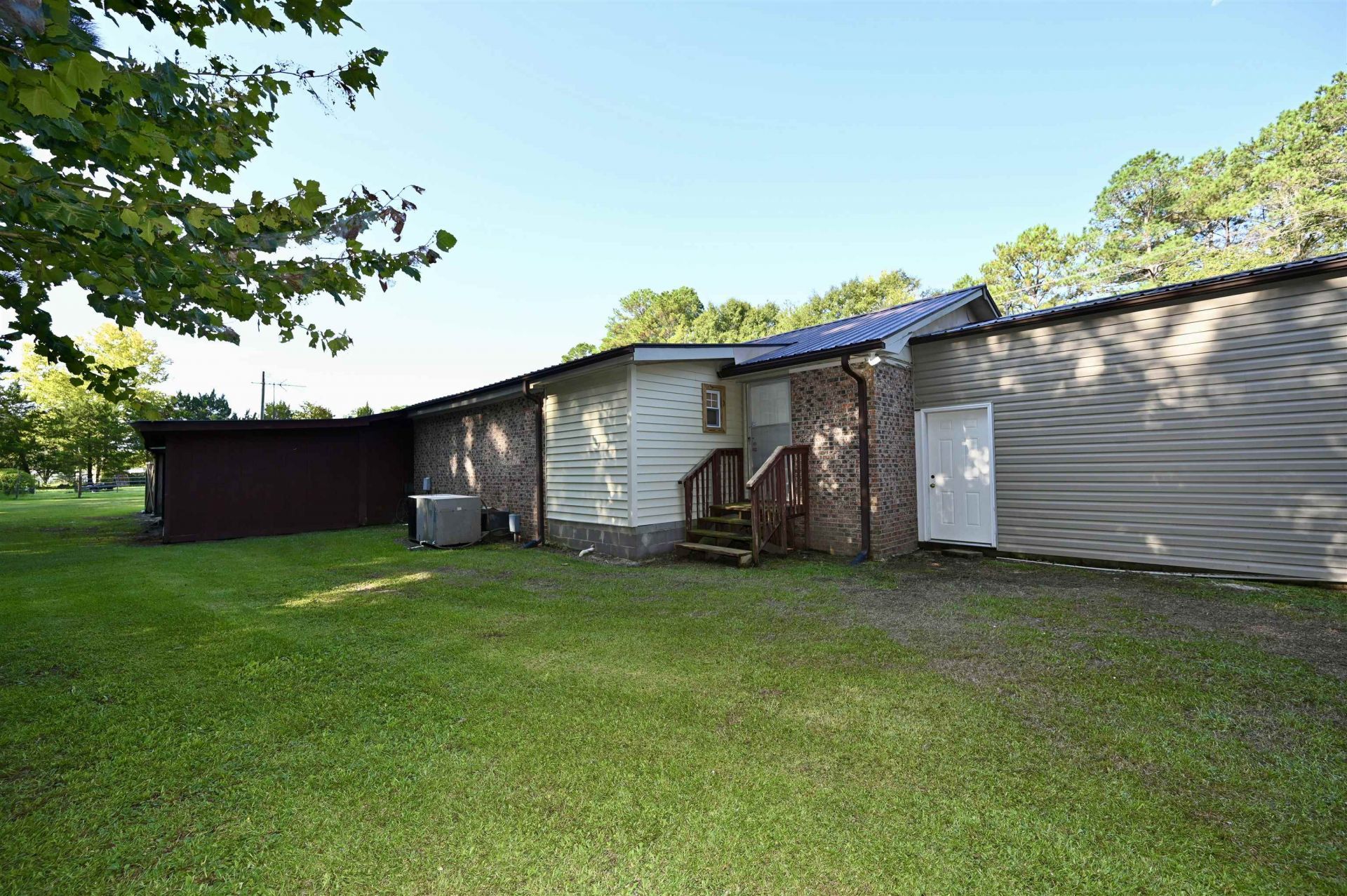 1530 Highway 646  Photo 41