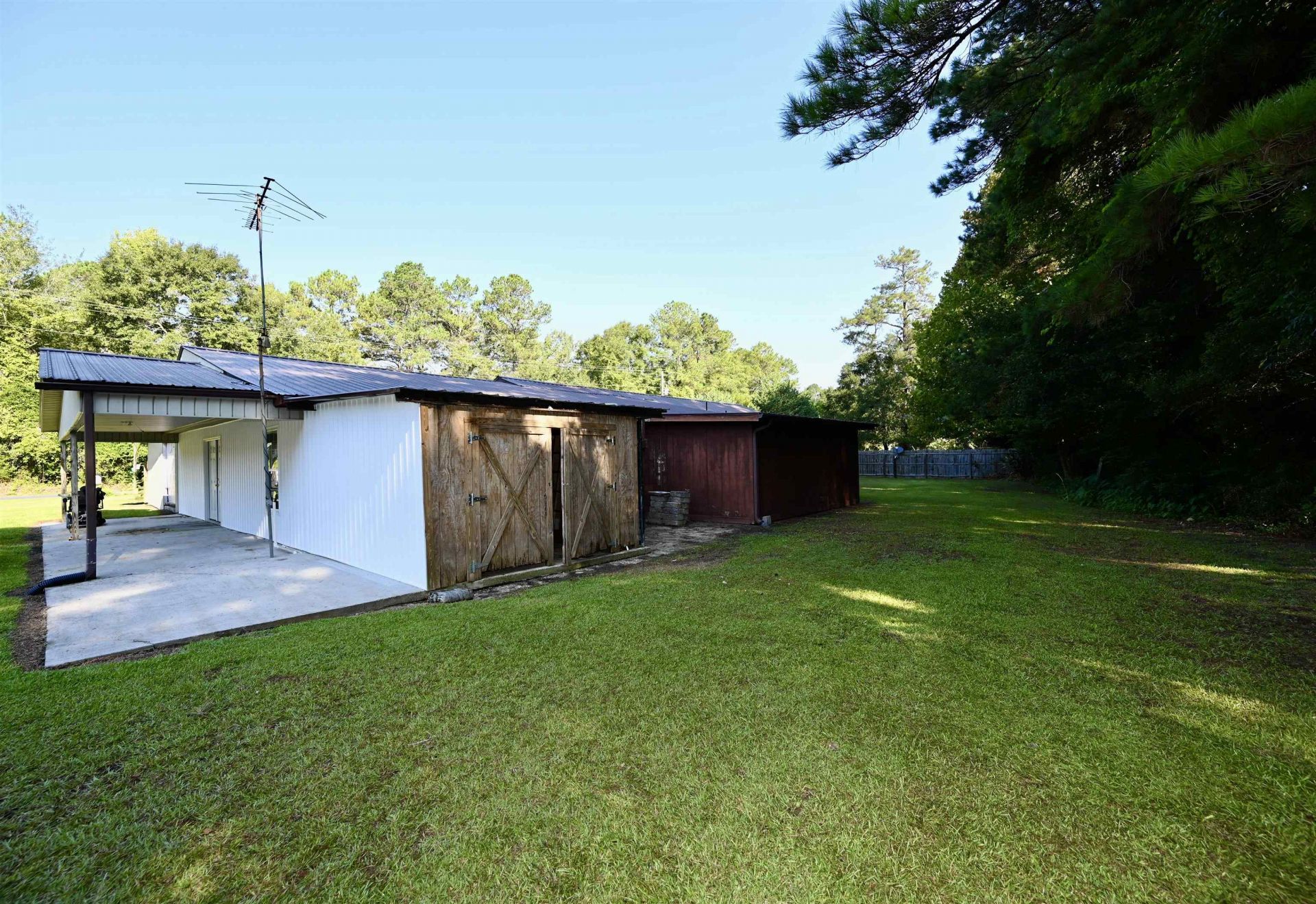 1530 Highway 646  Photo 42