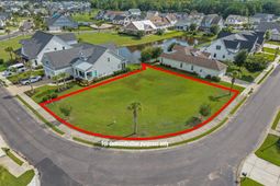 421 Plantation Oaks Dr.  photo 4