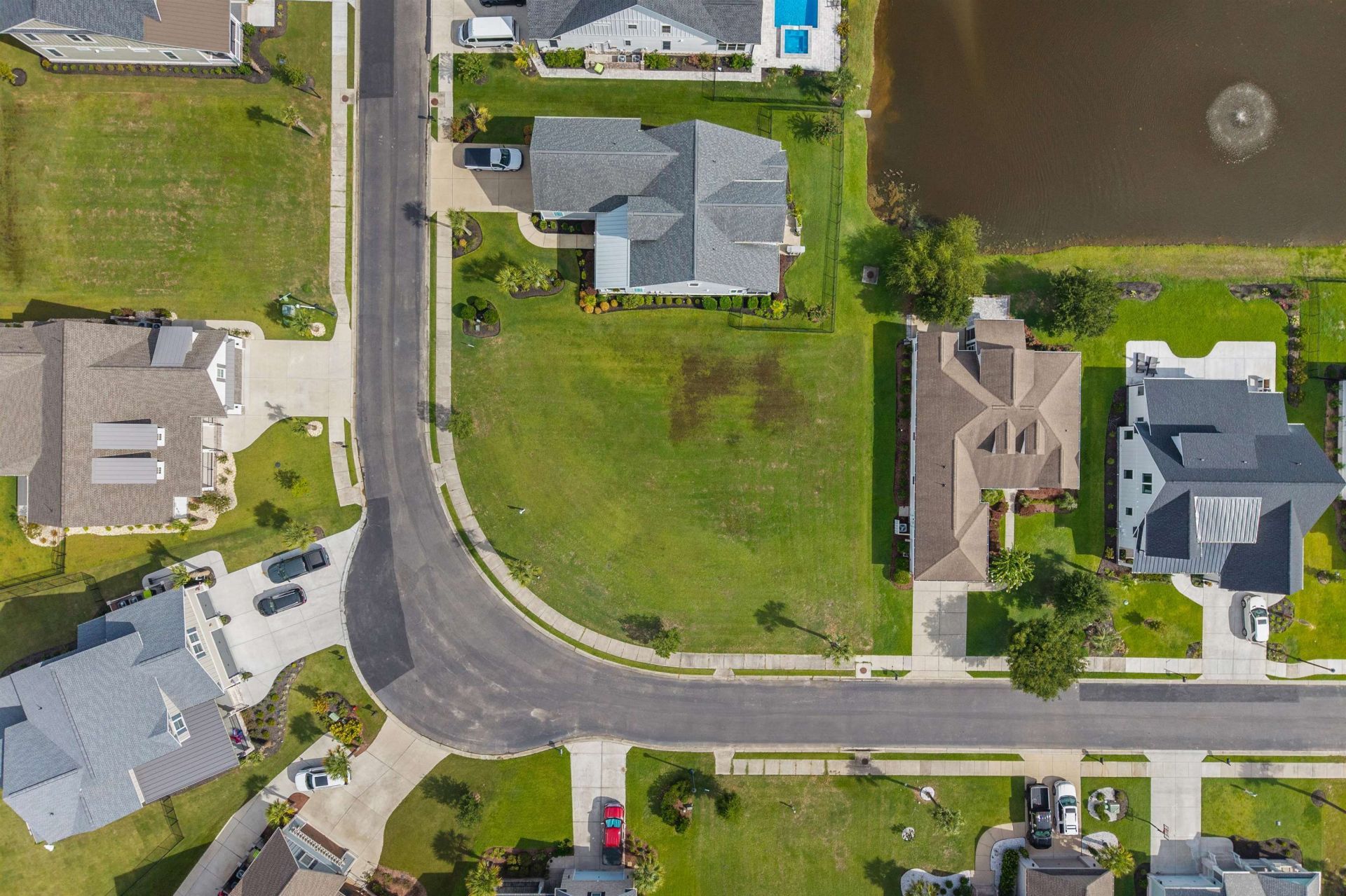 421 Plantation Oaks Dr.  Photo 5