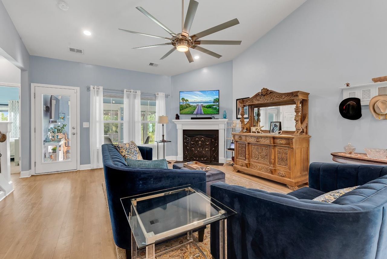 180 Sago Palm Dr.  Photo 14