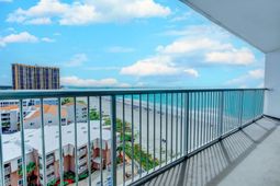 9550 Shore Dr.  photo 4