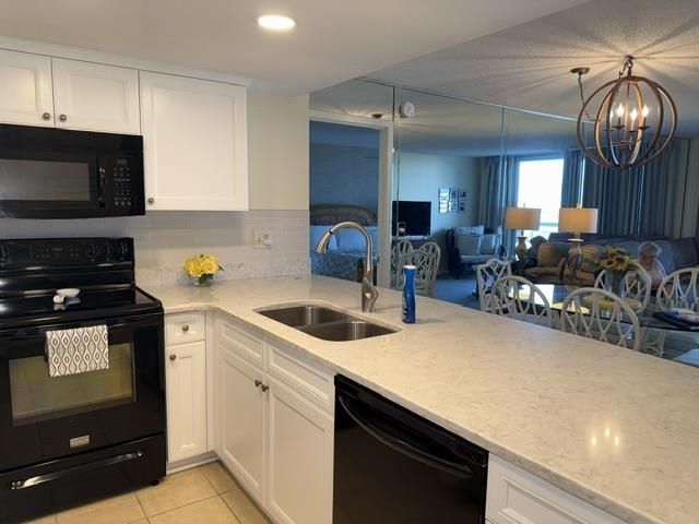 9820 Queensway Blvd.  Photo 12