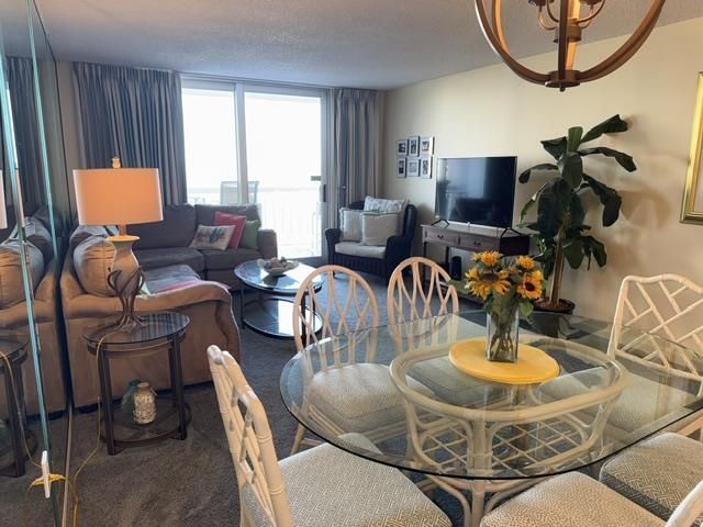 9820 Queensway Blvd.  Photo 14