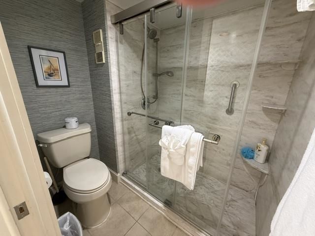 9820 Queensway Blvd.  Photo 34