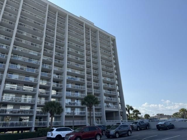 9820 Queensway Blvd.  Photo 4