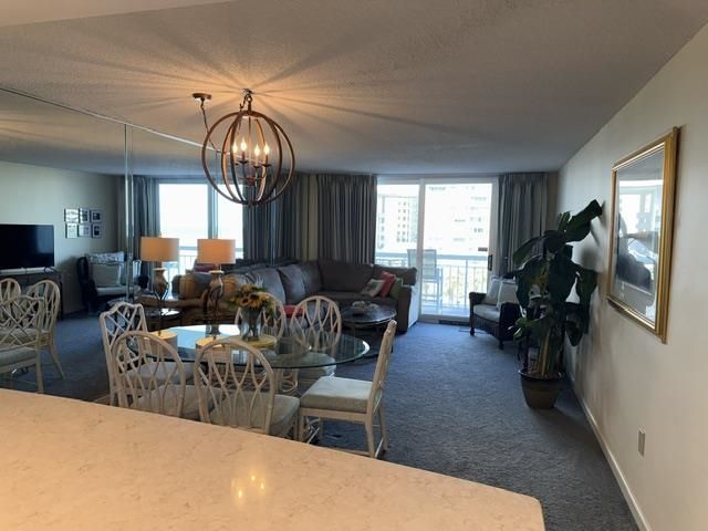 9820 Queensway Blvd.  Photo 48