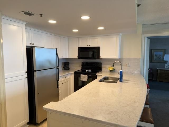 9820 Queensway Blvd.  Photo 9