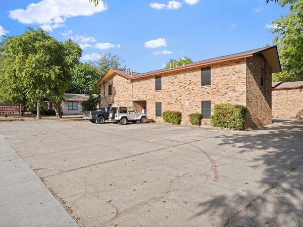1108 N Elm Street, Unit 3, Denton, TX 76201