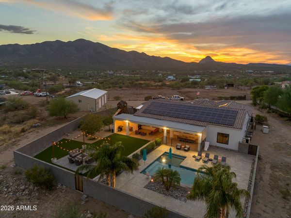 119 E Sabrosa Drive, New River, AZ 85087