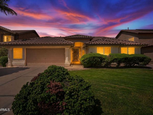464 E BAYLOR Lane, Gilbert, AZ 85296