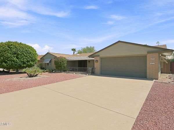 14201 N BOSWELL Boulevard, Sun City, AZ 85351