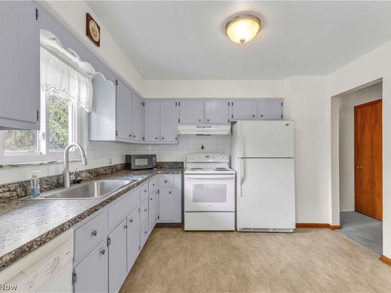 7059 Filip Boulevard, Independence, OH 44131 Photo 11