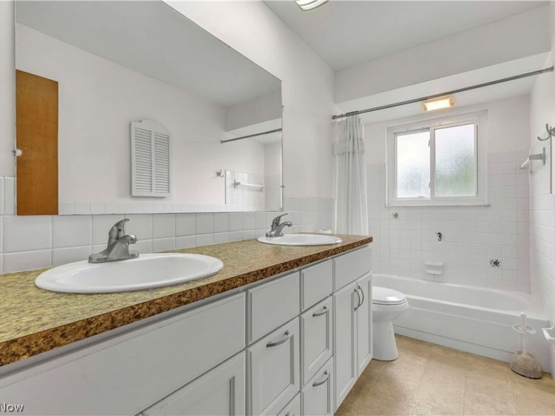7059 Filip Boulevard, Independence, OH 44131 Photo 18