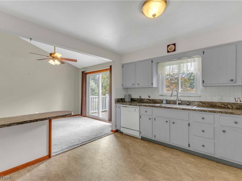 7059 Filip Boulevard, Independence, OH 44131 Photo 8