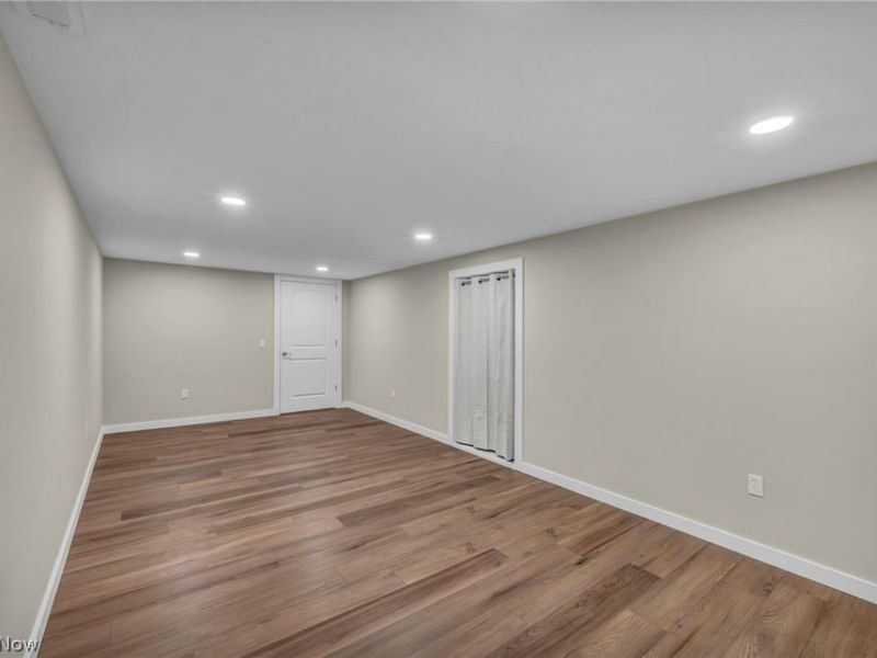 6934 Center Street NE, Hartville, OH 44632 Photo 24