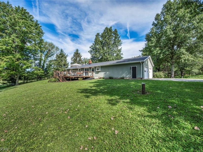 6934 Center Street NE, Hartville, OH 44632 Photo 29