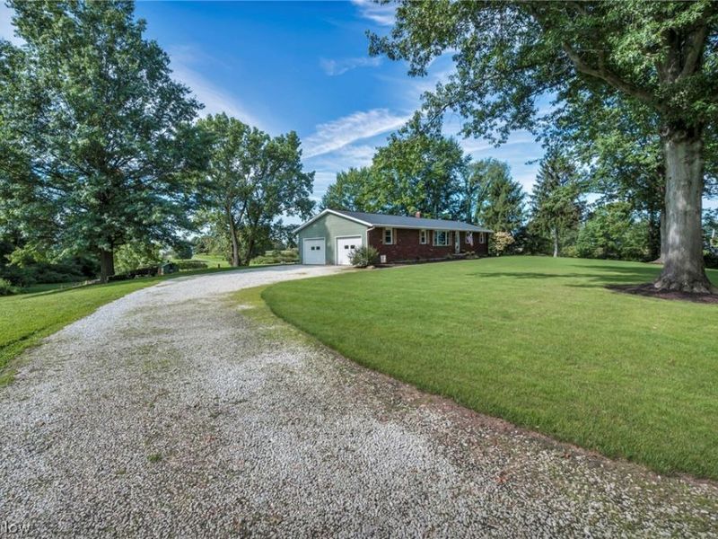 6934 Center Street NE, Hartville, OH 44632 Photo 34