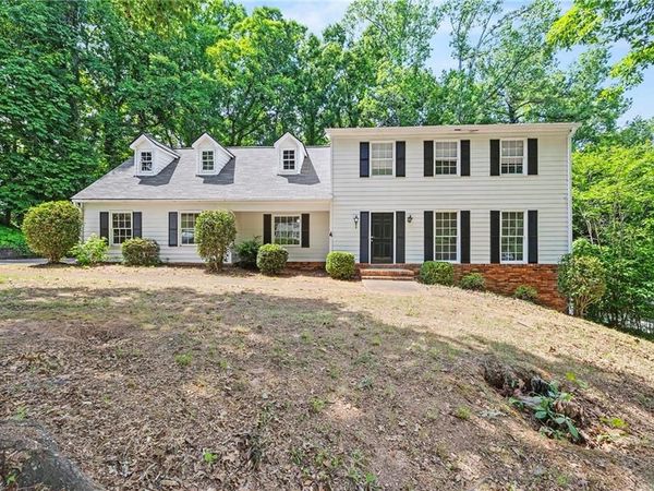 602 Commanche Drive, Macon, GA 31210