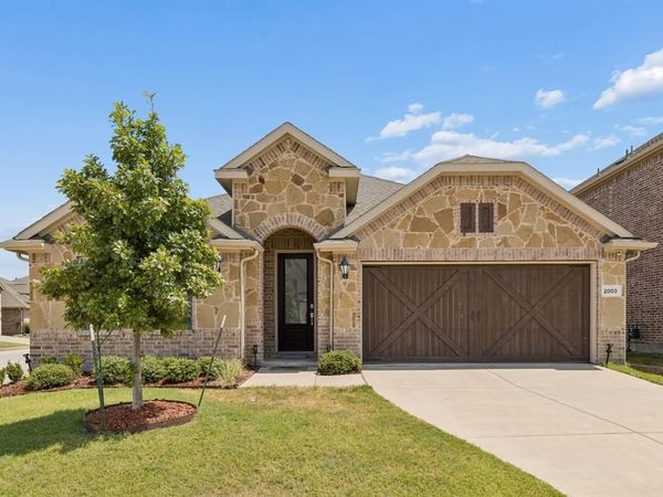 2003 Creekvista Drive , Lewisville, TX 75056